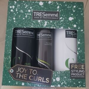 TRESemmé Joy to the Curls Hair Styling Set